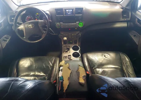 2010 Toyota Highlander Se z USA, uszkodzony, nr VIN 5TDJK3EH5AS040717